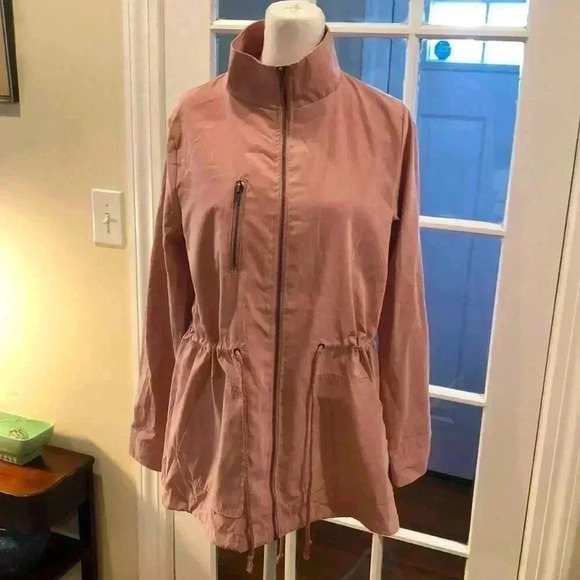 MINE light pink polyester lightweight jacket.  Size M. Full zipper close. - Picture 1 of 11